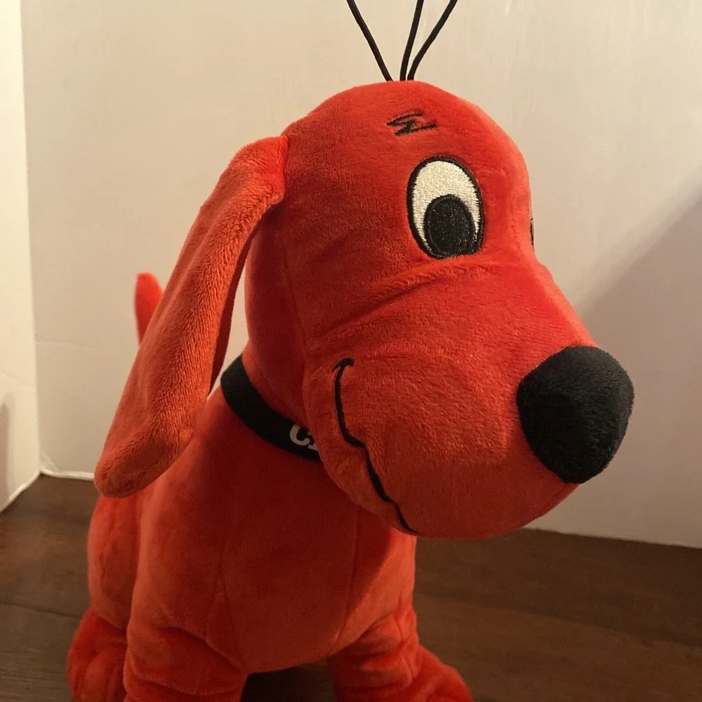 Clifford the Big Red Dog 14